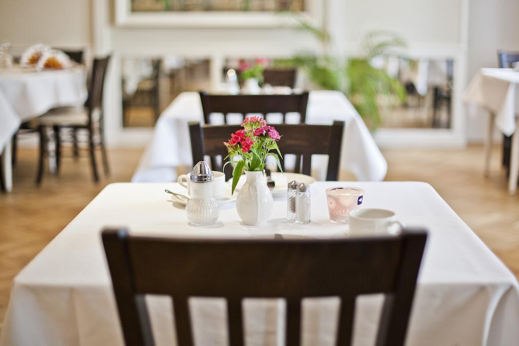 Wuermtaler Gaestehaus 그라펠핑 외부 사진
